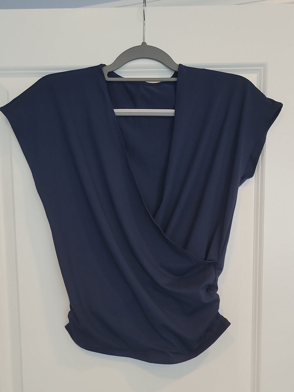 Halara V Neck Faux Wrap Shortsleeve Ruched Casual Top Navy Blue XS NWOT